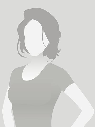 Eine schematische Darstellung einer Frau mit kurzen Haaren in einem grauen Oberteil.